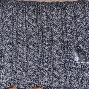 Canada Goose Wool Scarf - Robert Mackie Collection